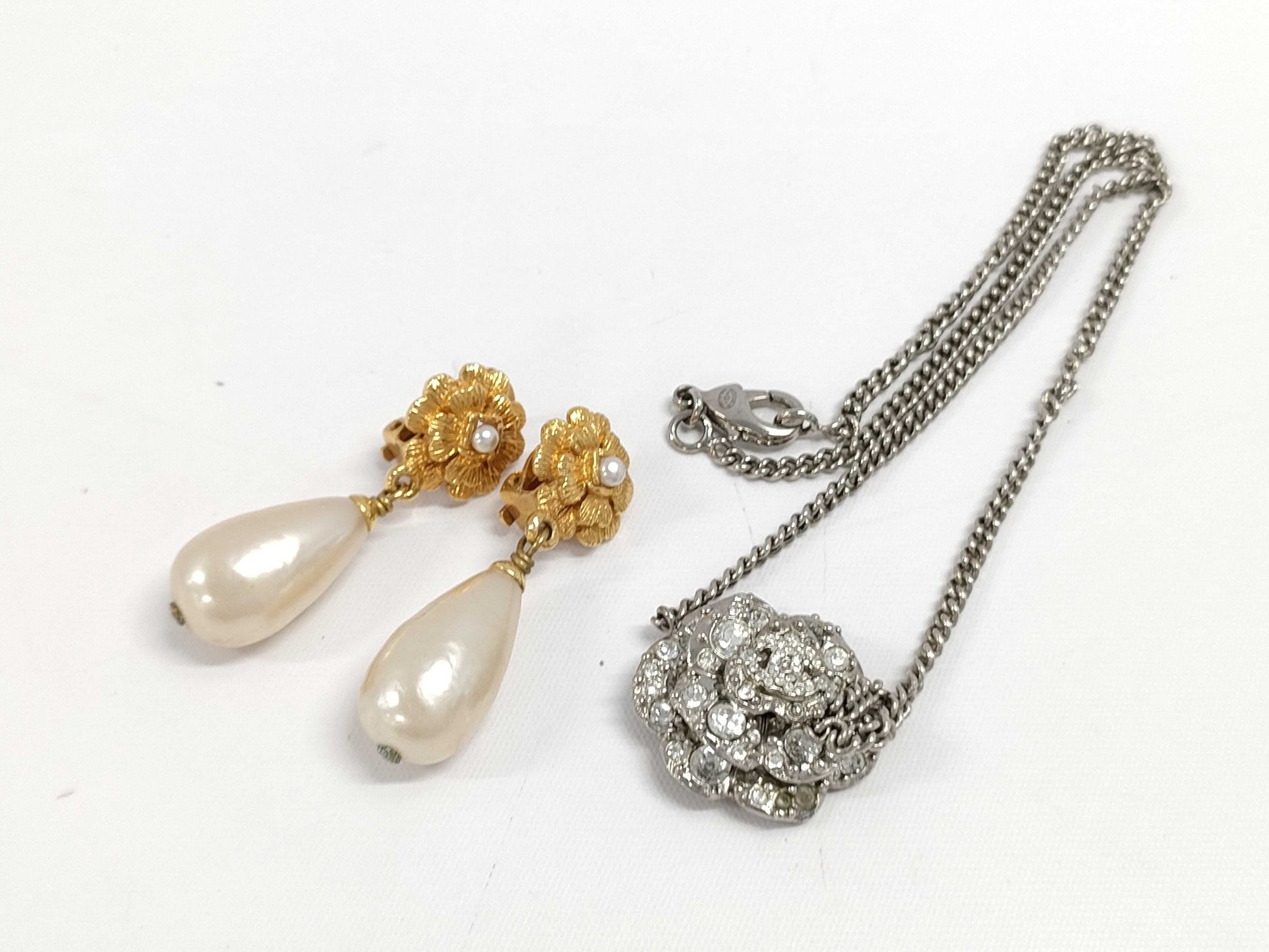 CHANEL Accessories Mountain 2 Necklace, Earrings Accessories Summary Accessories Summary 