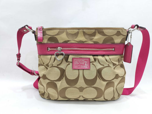 COACH Signature Brand Shoulder Bag