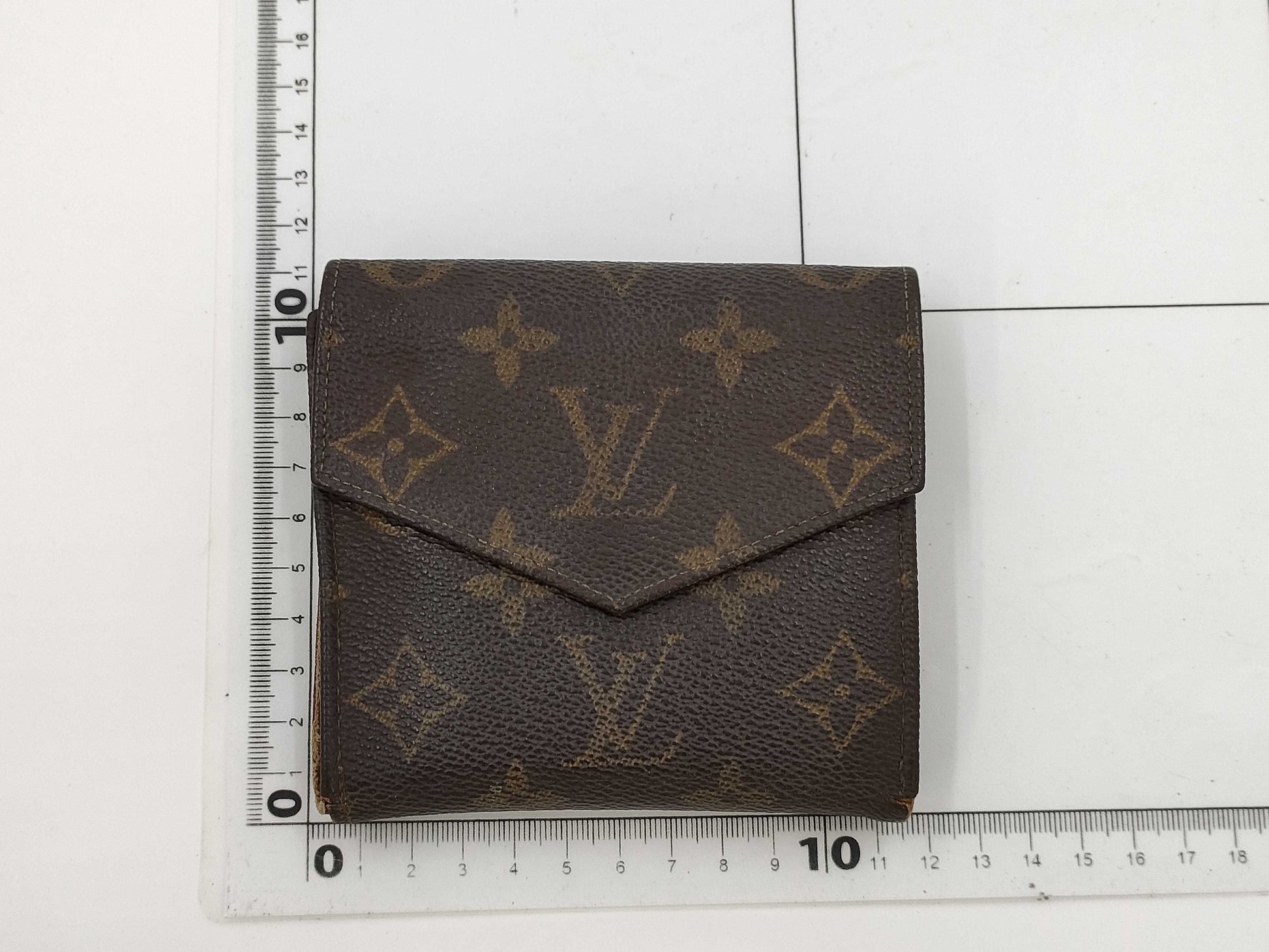 LOUIS VUITTON LOUIS VUITTON Vuitton wallet