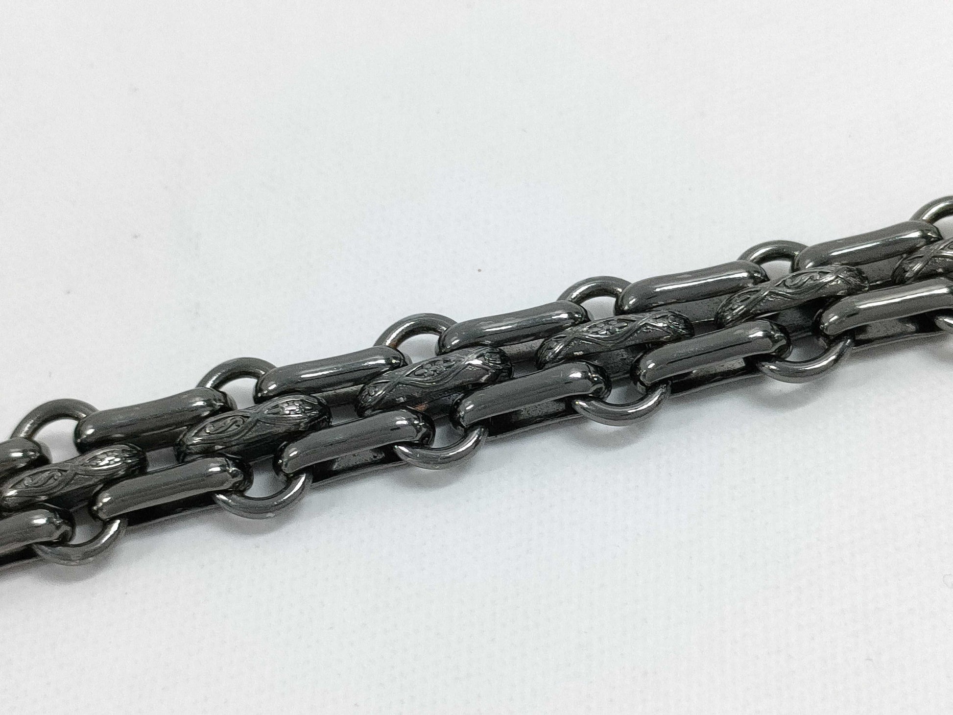 CHANEL Matelasse Chain Wallet, Navy, Silver Hardware, 29 Series