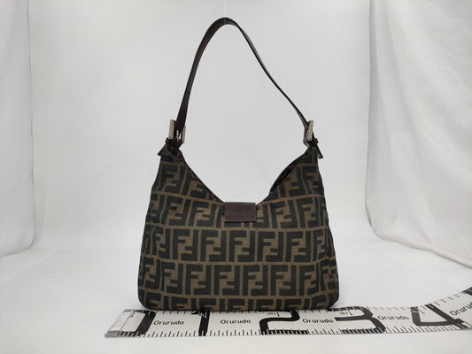 FENDI Zucca pattern FENDI Bucket Zucca shoulder bag shoulder bag