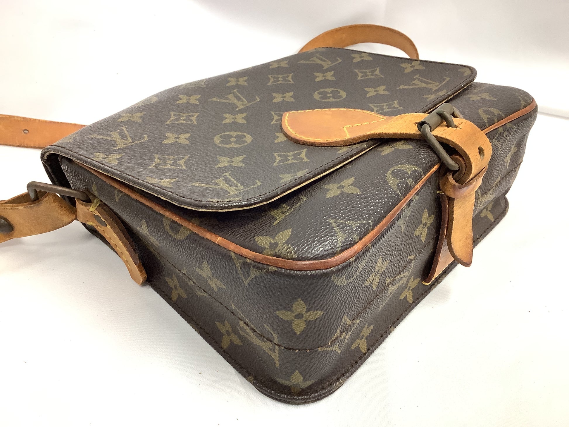 LOUIS VUITTON LOUIS VUITTON Vuitton Carte Ciel MM Shoulder Bag