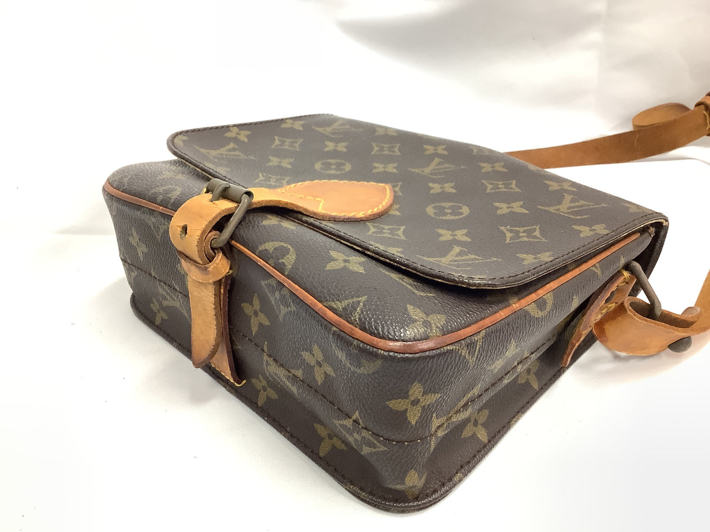 LOUIS VUITTON LOUIS VUITTON Vuitton Carte Ciel MM Shoulder Bag