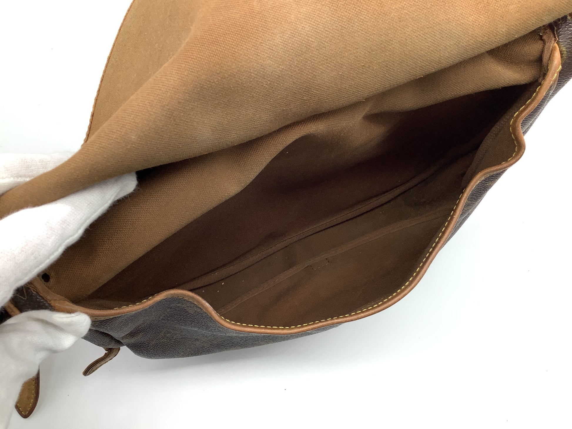 LOUIS VUITTON LOUIS VUITTON Vuitton Monogram Saumur 30 Shoulder Bag