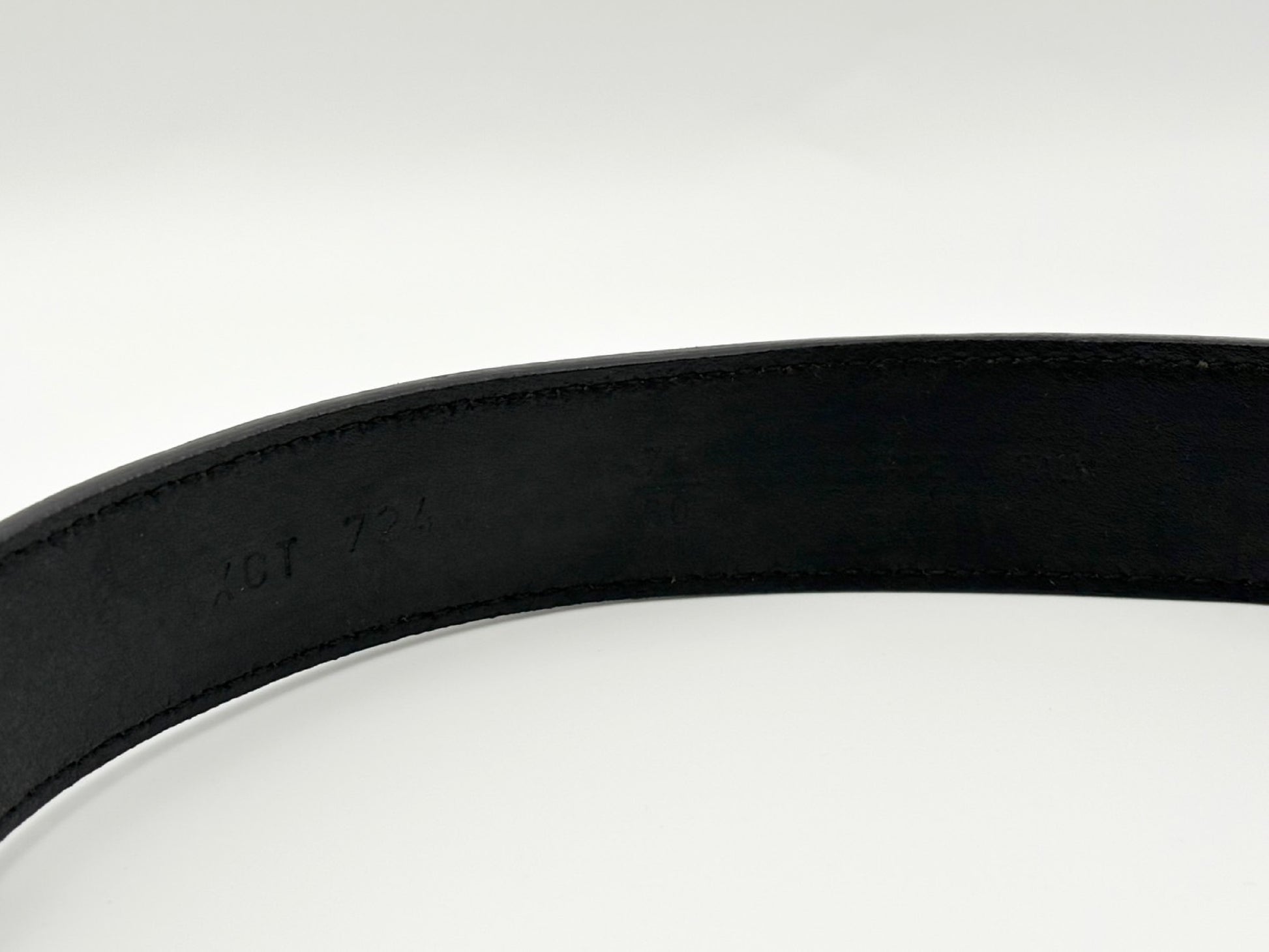 VALENTINO V Logo Signature XCT724 Rhinestone and Beaded Crystal Buckle Leather Belt 75/30 Black Crocodile Embossed Belt