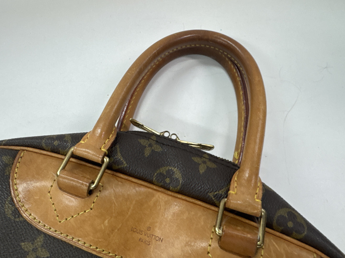 LOUIS VUITTON LOUIS VUITTON LV Monogram Deauville Handbag