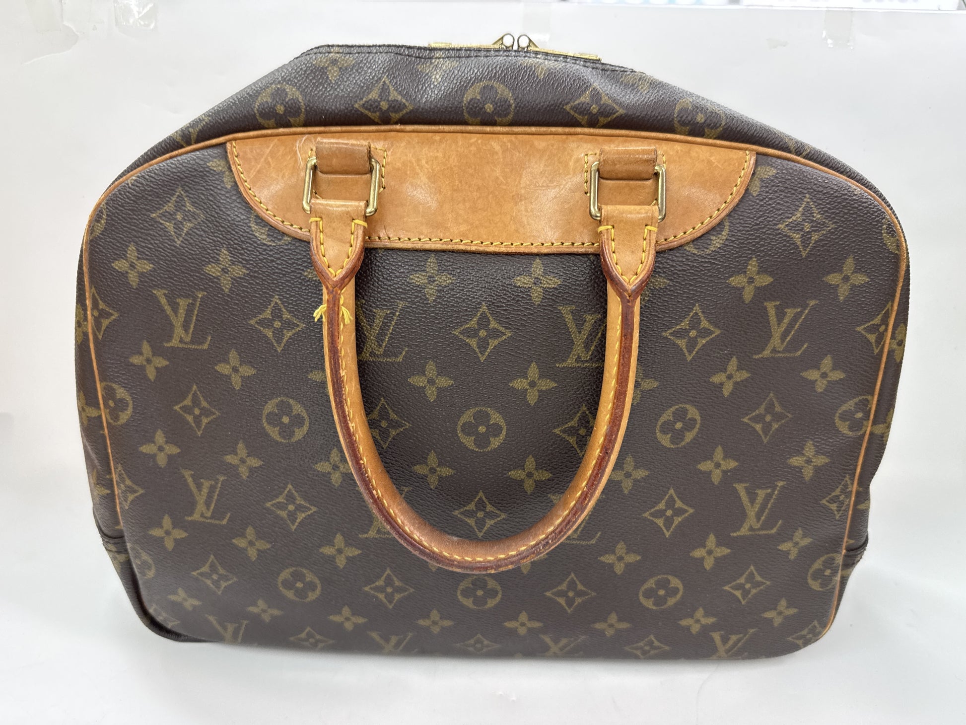 LOUIS VUITTON LOUIS VUITTON LV Monogram Deauville Handbag