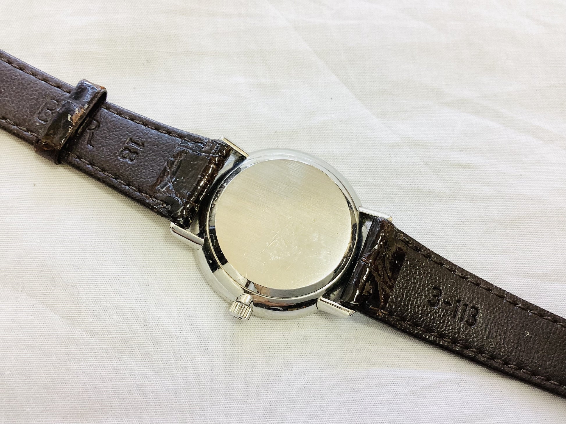 OMEGA Devil Quartz Silver x White Dial Men's Watch