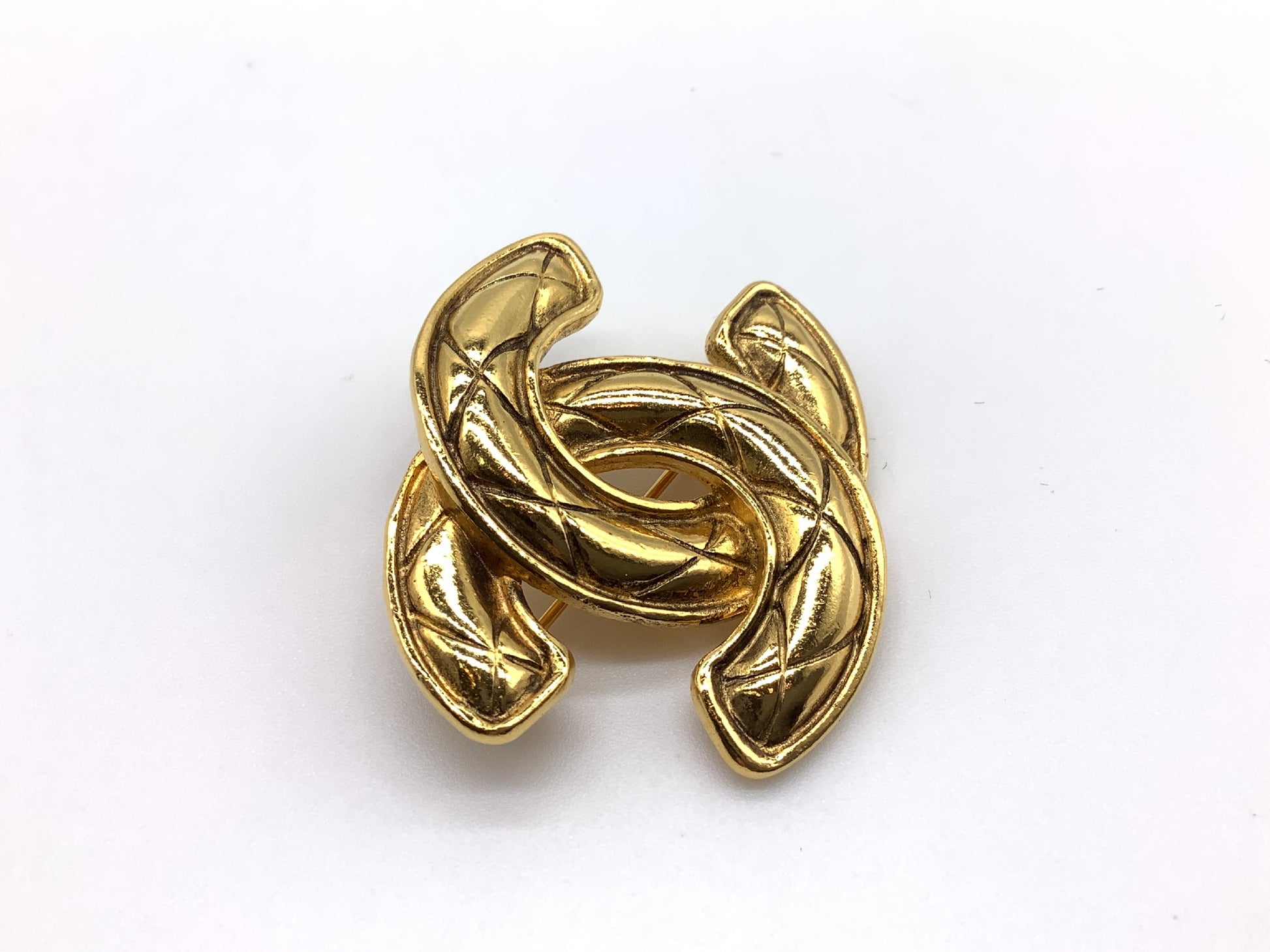 CHANEL Matelasse Brooch Coco Mark Brooch