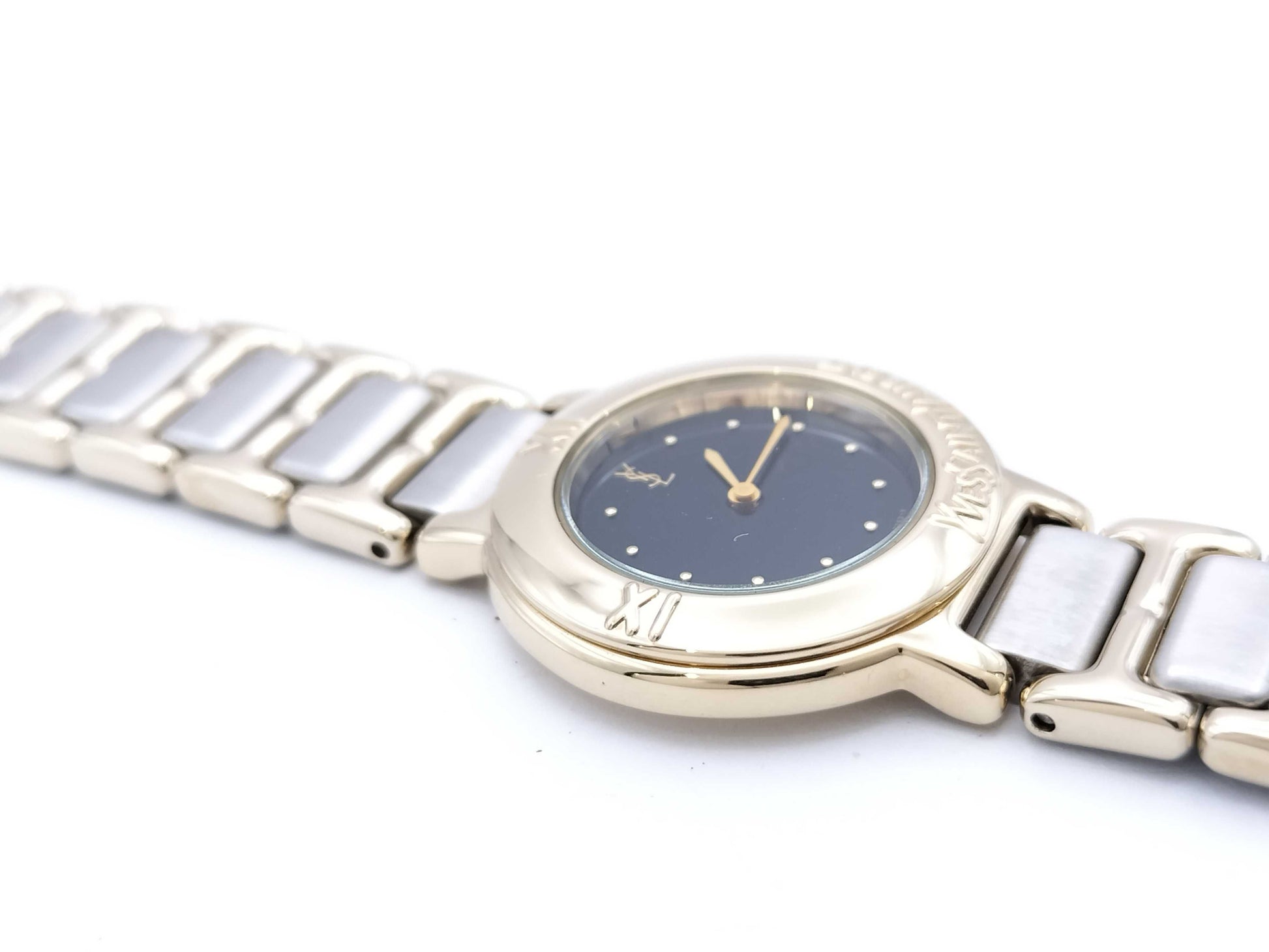 Yves Saint Laurent Yves Saint Laurent 2200-229789Y 2090114 Quartz Black Dial Women's Watch