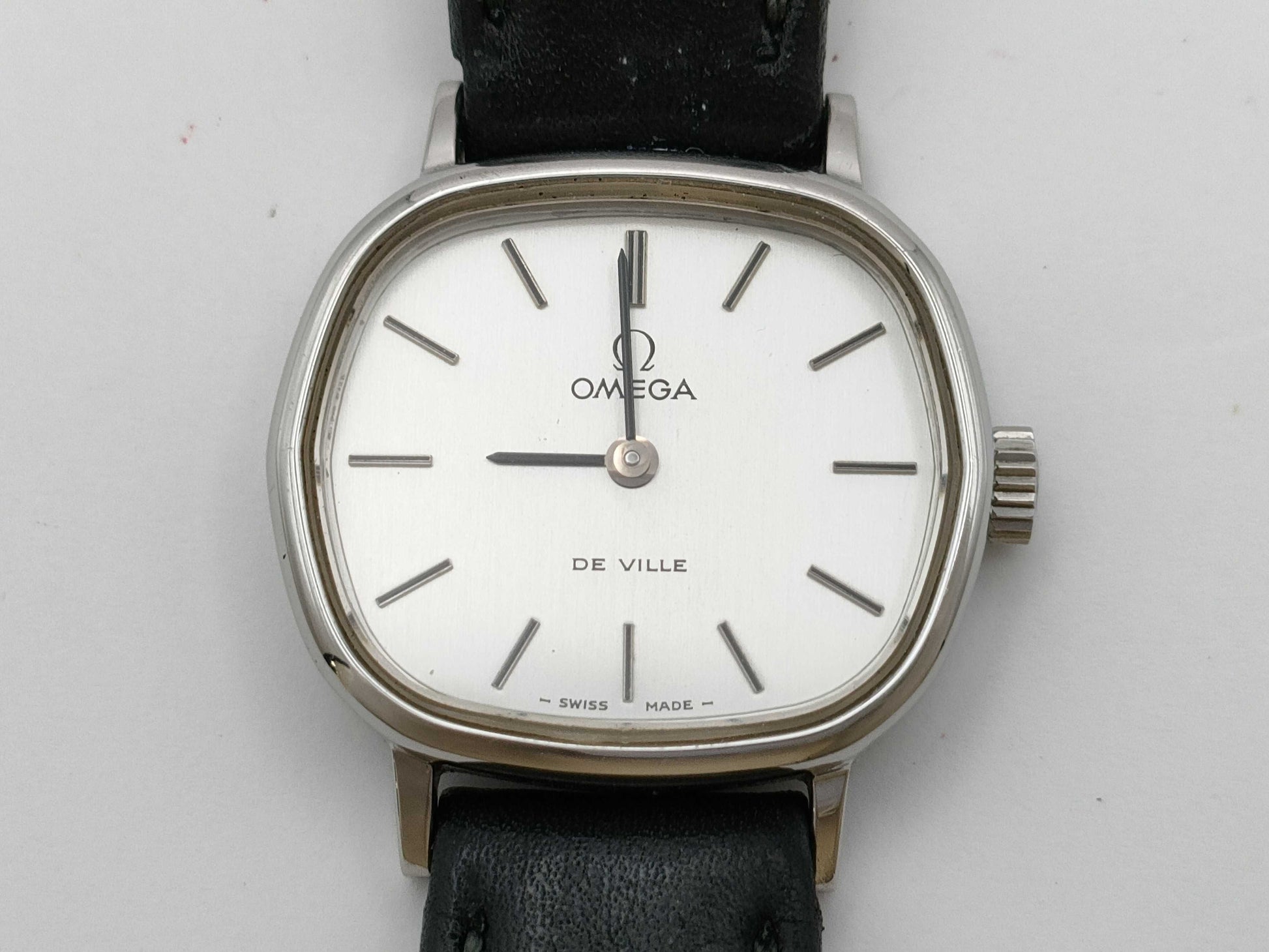 OMEGA De Ville Hand-Wound Women's Watch