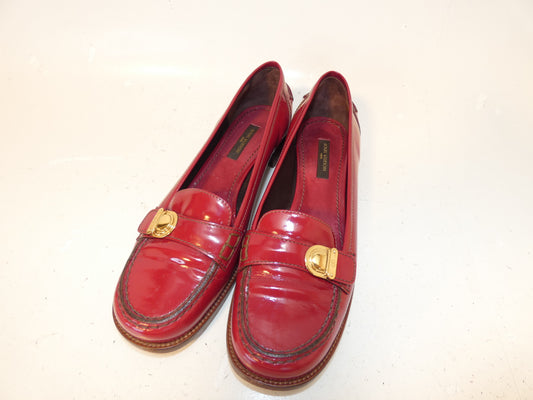 LOUIS VUITTON LOUIS VUITTON Leather Loafers Size 36 Pumps