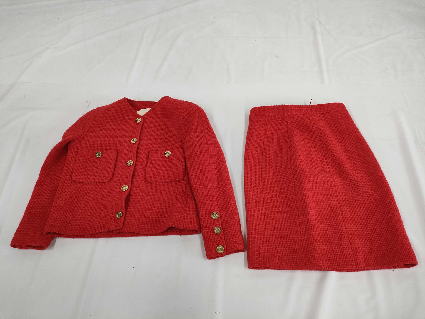 CHANEL Set Red No-Collar Jacket/Tight Skirt Size 34 Other Apparel