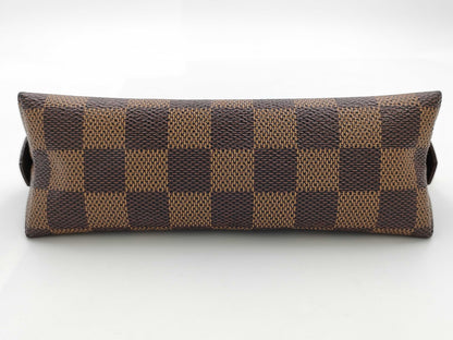 LOUIS VUITTON LOUIS VUITTON Damier LV Damier Pouch Pouch