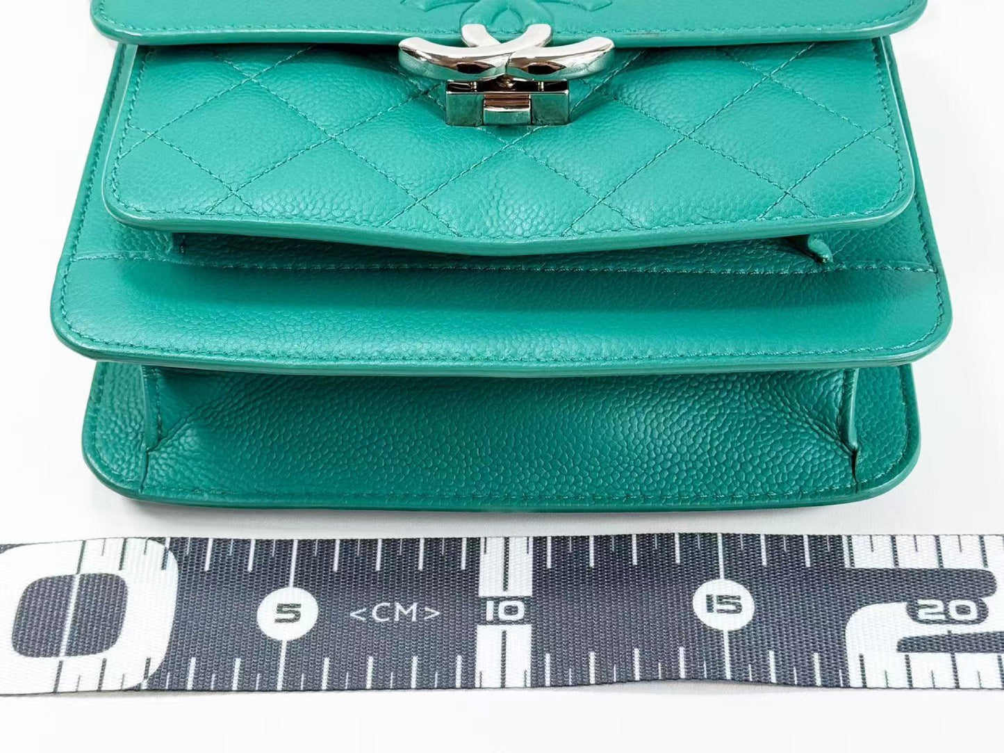 CHANEL Caviar Skin Green Half COCO Shoulder Bag, W20cm, Approx. 23 Series [G Card, Dust Bag, and Sticker Included] Silver Hardware Shoulder Bag 23981557