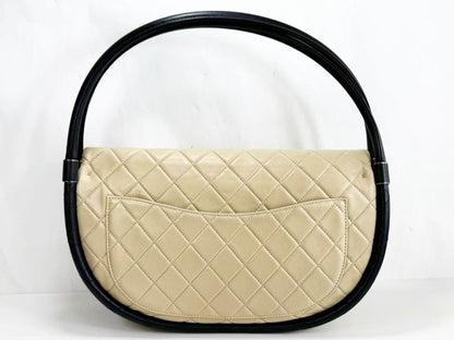 CHANEL Hula Hoop Matelasse Bicolor W30cm Approx. 18 Series [G Card and Seal Included] Black and Silver Hardware Handbag 18134469 Handbag