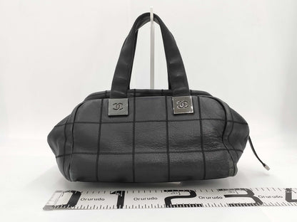 CHANEL Chocolate Bar Chanel Chocolate Bar Handbag Black Calfskin Handbag