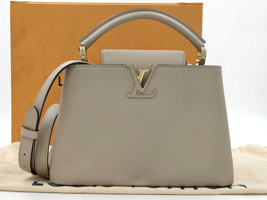 LOUIS VUITTON Taurillon Leather Capucines BB M94634 Accessories: Box, Dust Bag, Shoulder Strap Handbag