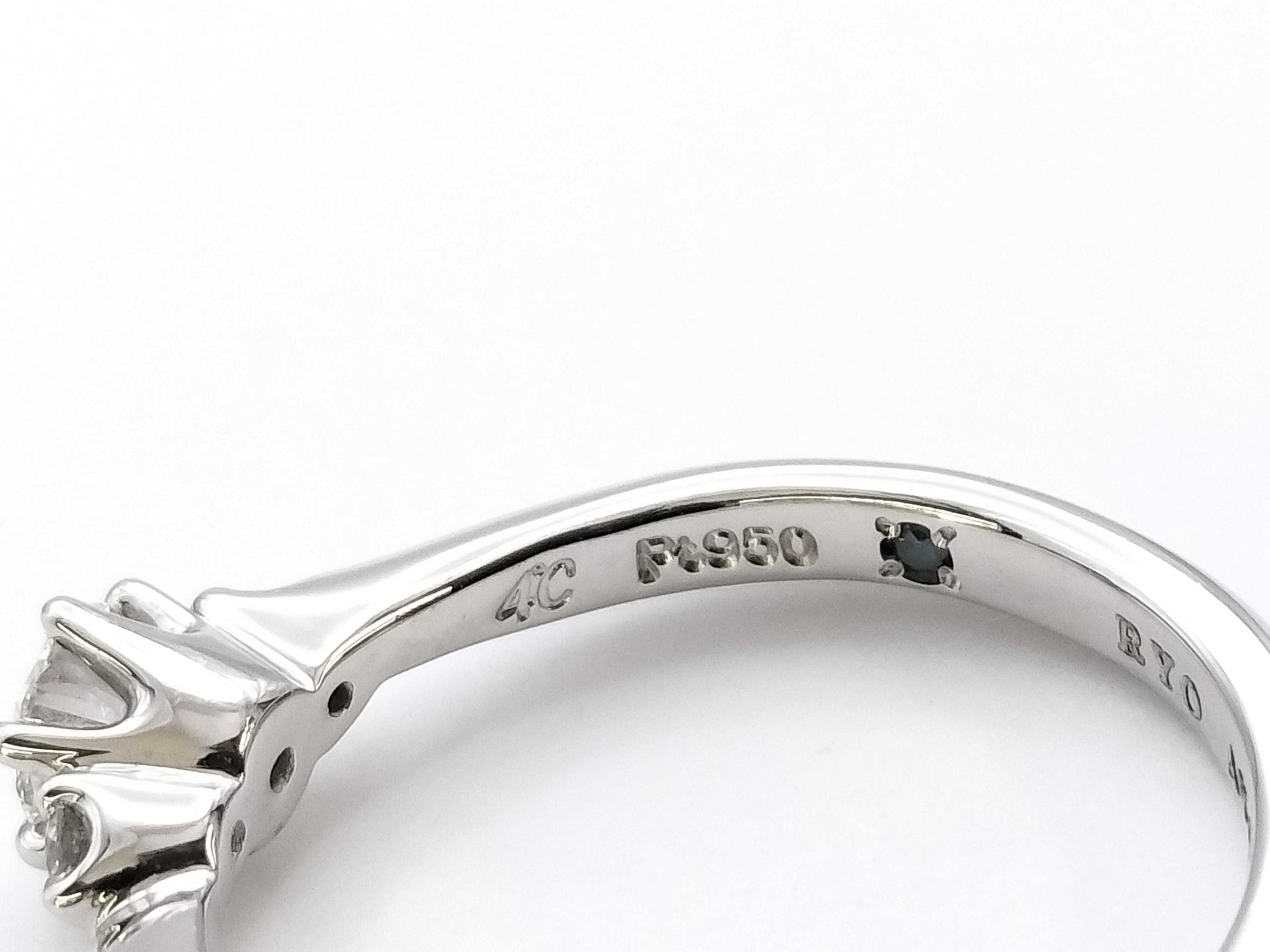 4℃ D0.169ct diamond ring in PT950, 3.3g 