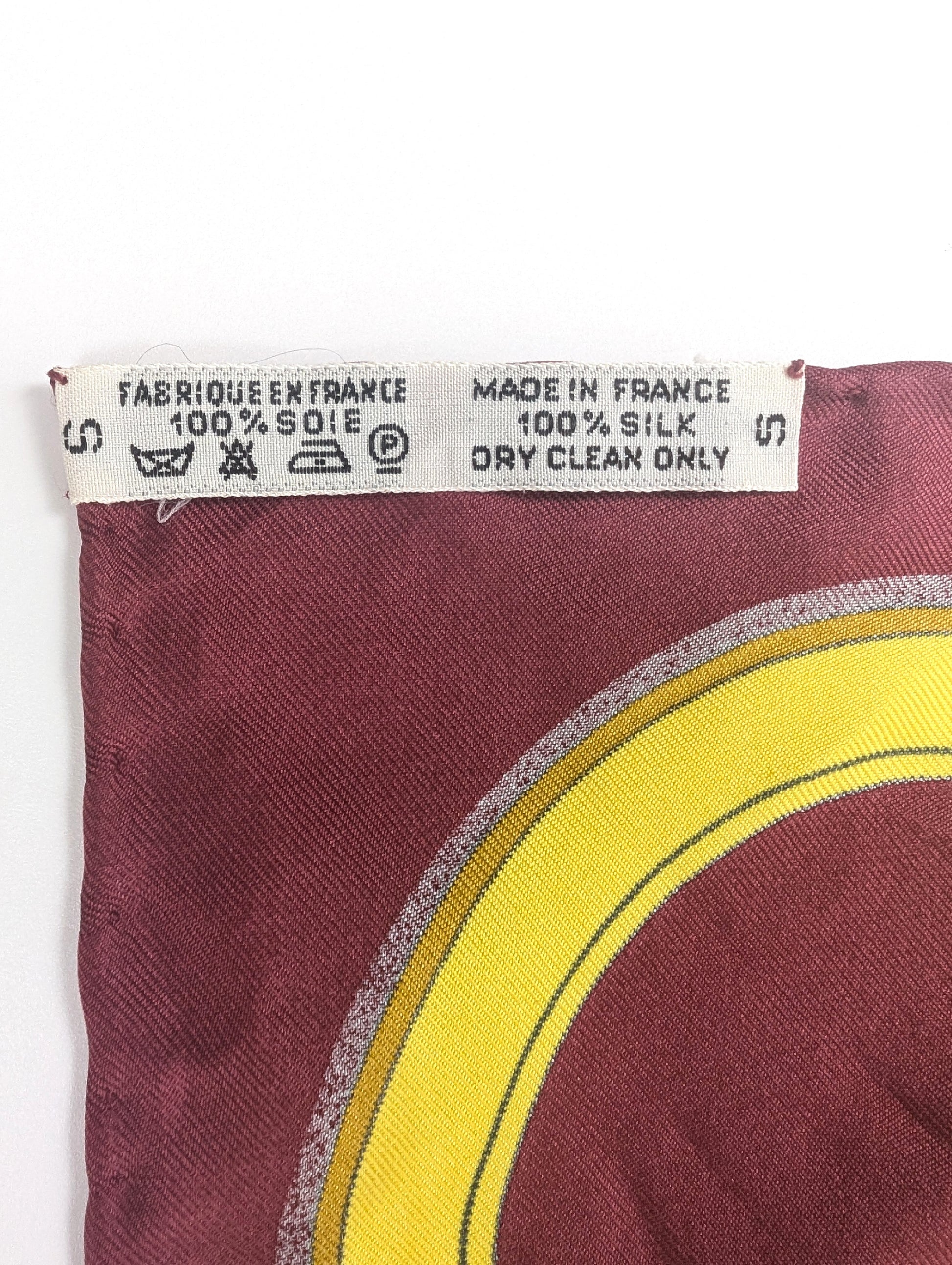 HERMES Carré 90 Scarf, Silk, Horse Carriage, Fully Dressed, Scarf