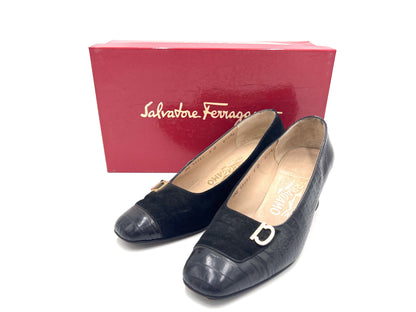 Salvatore Ferragamo Salvatore Ferragamo Gancini Black Size 6 Pumps