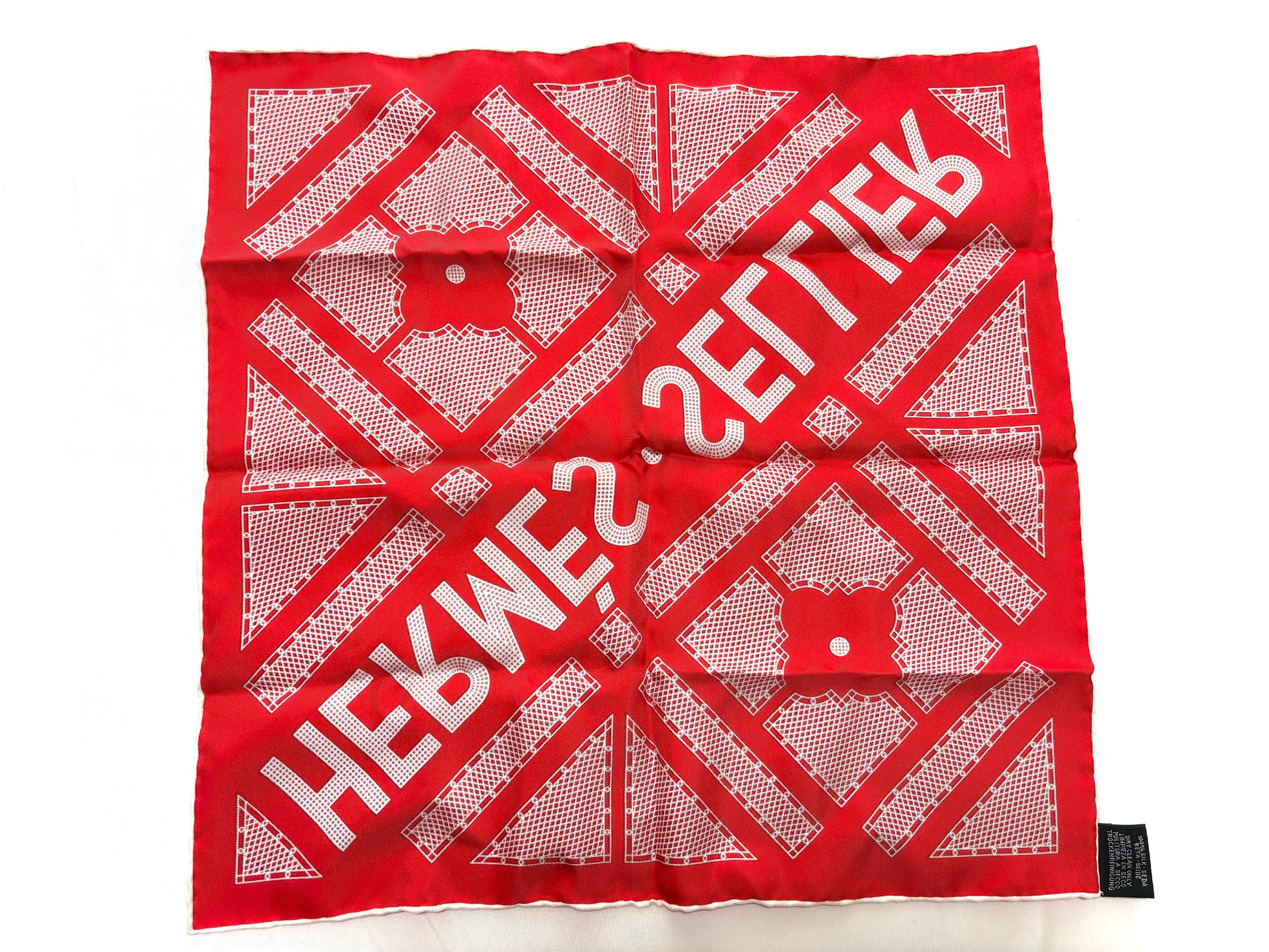 HERMES Scarf Carre 45 Serie Red 100% Silk Other Accessories