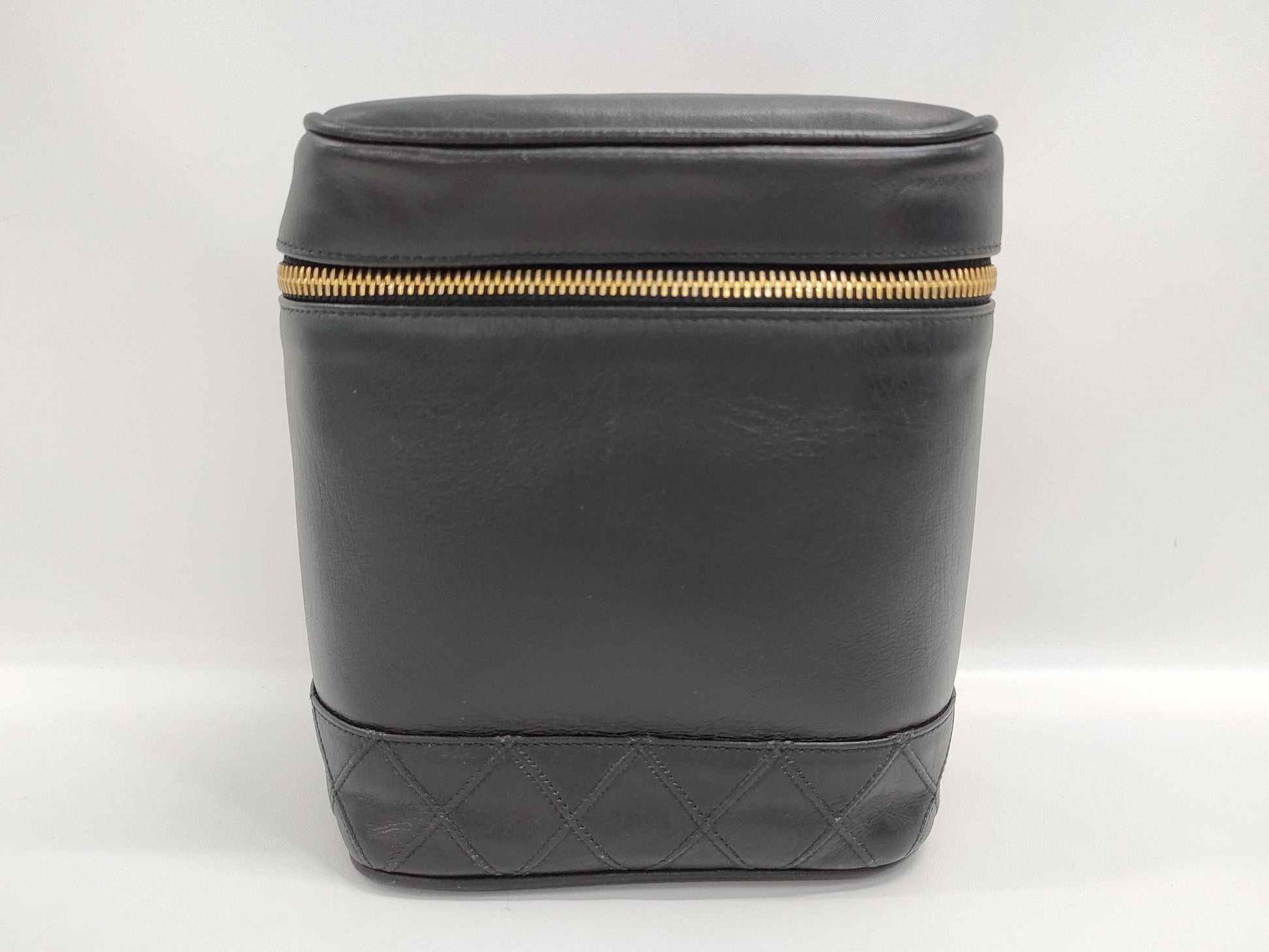 CHANEL Bicolore Black Vanity Bag with Seal