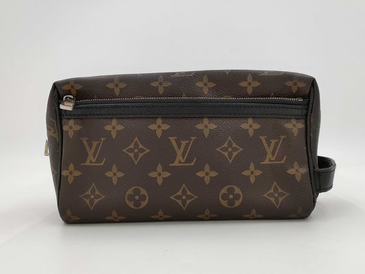 LOUIS VUITTON Monogram Truth Clutch Bag Handbag