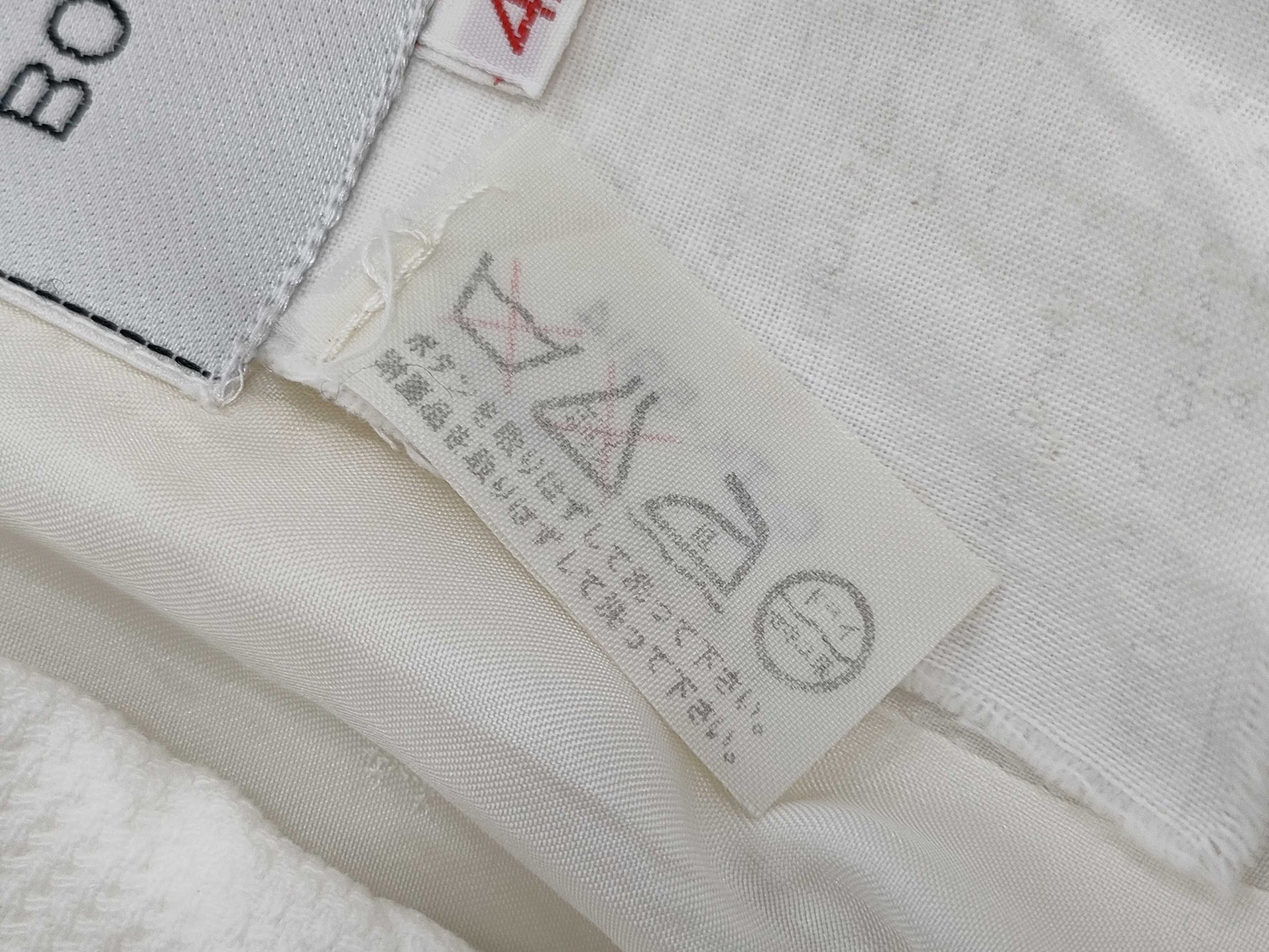 CHANEL 1993 Chain 42 Jacket