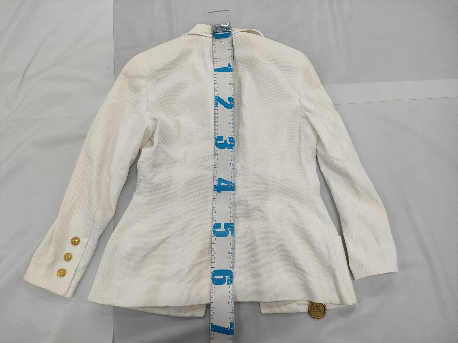 CHANEL 1993 Chain 42 Jacket