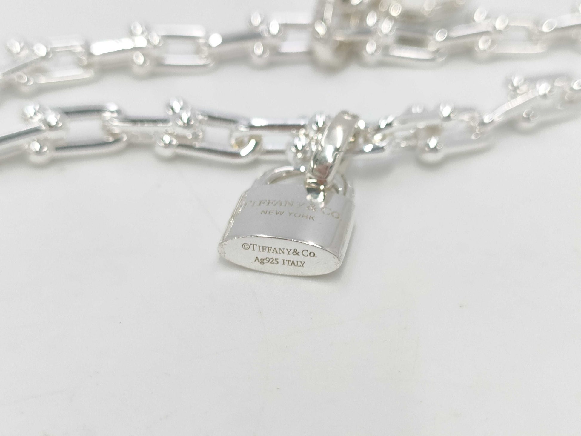Tiffany & Co. Tiffany HardWear Small Wrap Bracelet, Large, Ag925, 45.9g Necklace