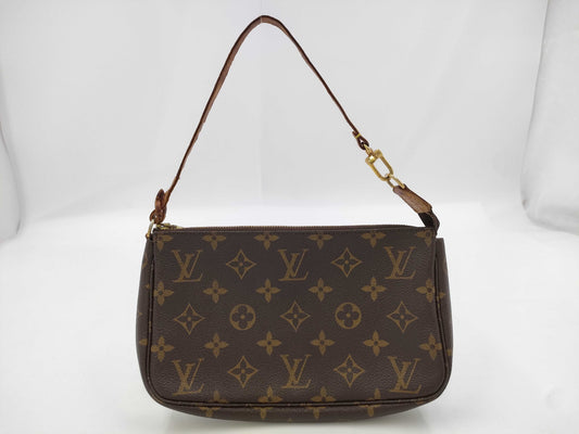 LOUIS VUITTON Monogram Louis Vuitton Pochette Accessoires Handbag