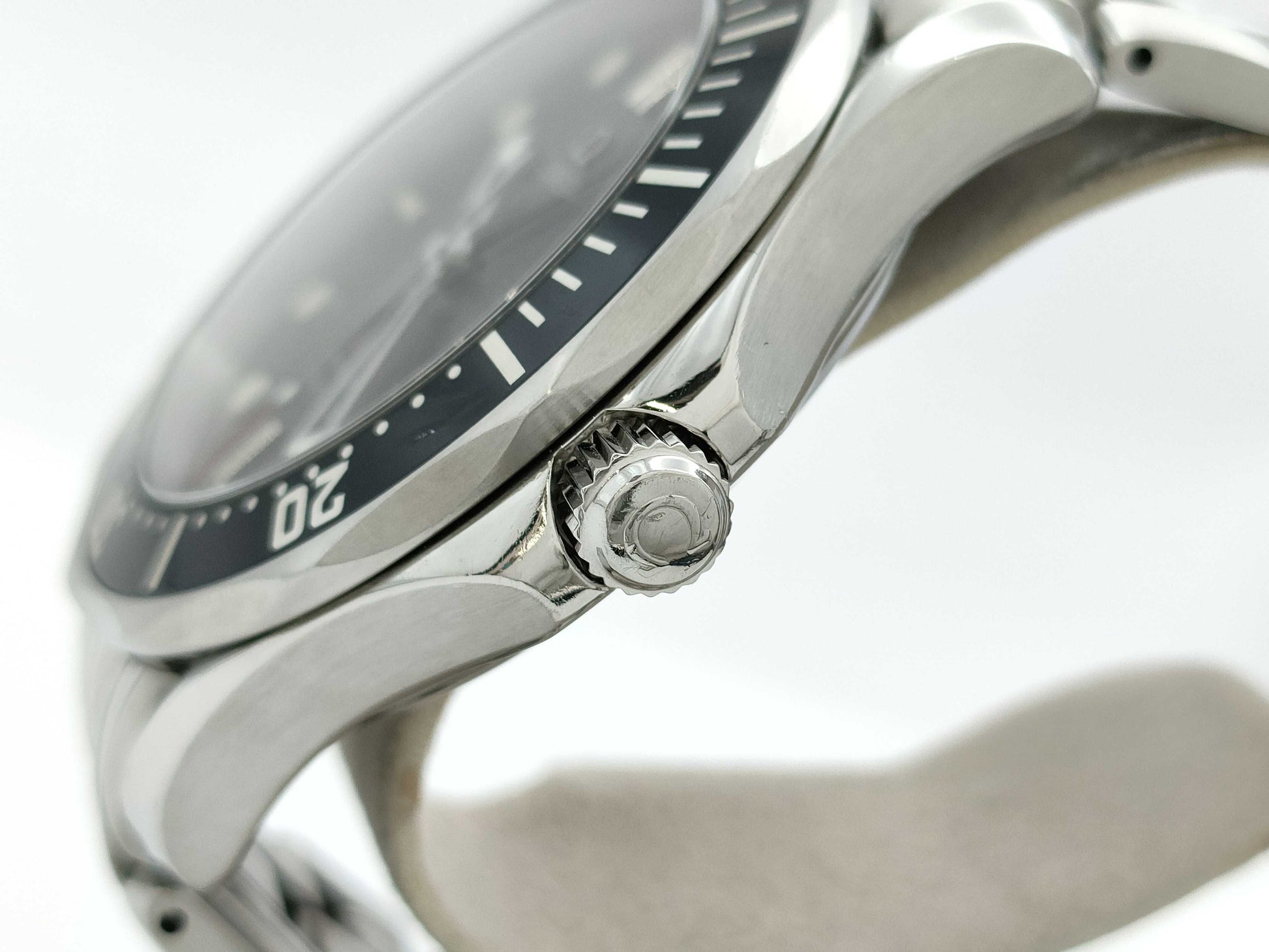 OMEGA 212.30.41.61.01.001 90874147 Quartz Men's Watch