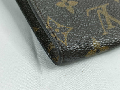 LOUIS VUITTON Monogram Louis Vuitton Pouch Pouch
