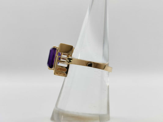 Amethyst 18K 3.7g Ring 