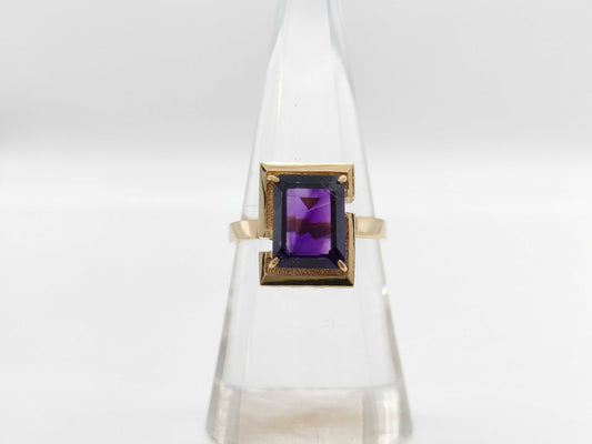 Amethyst 18K 3.7g Ring 