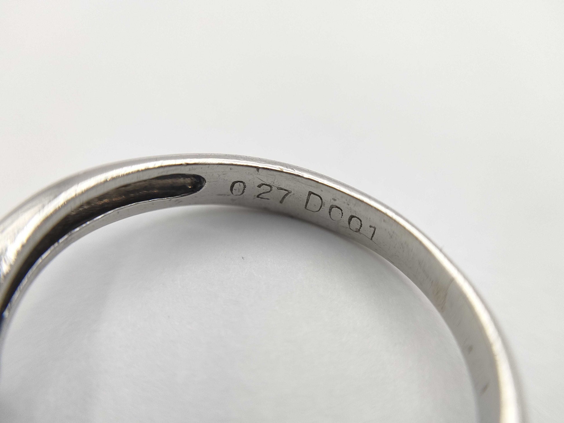S 0.27ct D 0.01ct PT850 2.2g Ring 