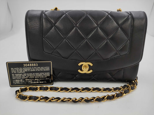 CHANEL Diana Shoulder Bag in Black