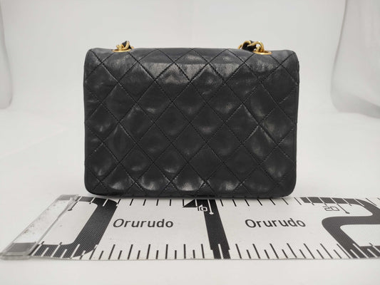 CHANEL Circle Shoulder Bag, Black