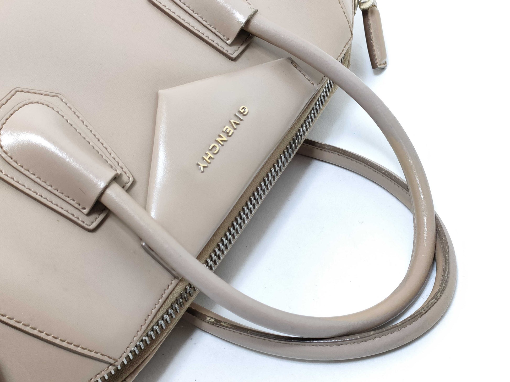 GIVENCHY GIVENCHYGivenchy Tote Bag Handbag
