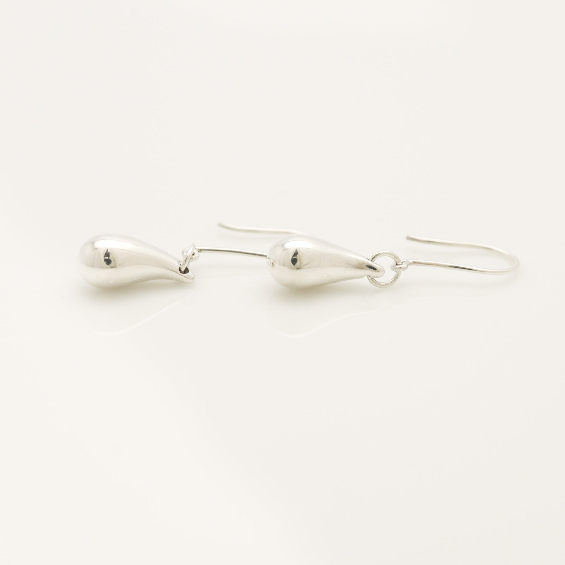 Tiffany & Co. Teardrop Earrings, 925 Sterling Silver, 3.53g