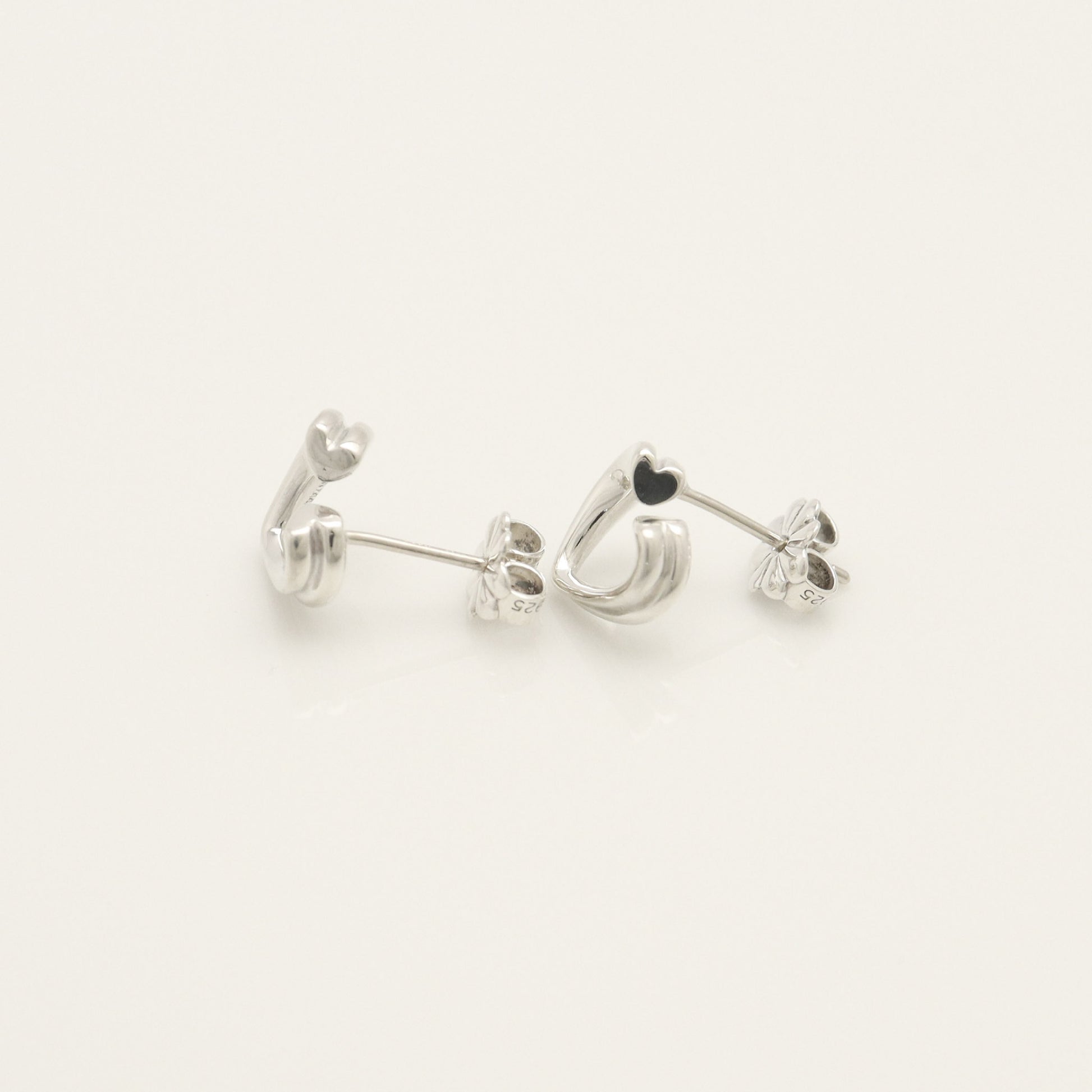 Tiffany & Co. TIFFANY & Co. Tenderness Heart Earrings, 925 Sterling Silver, Weight 1.9g