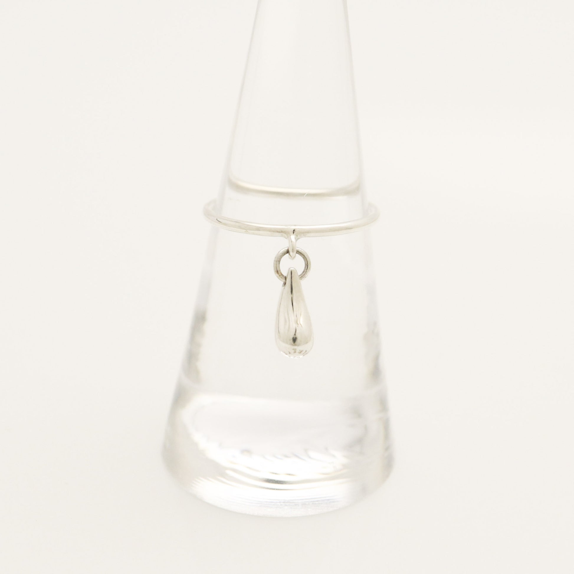 Tiffany & Co. Teardrop Ring, 925 Sterling Silver, 14.5g
