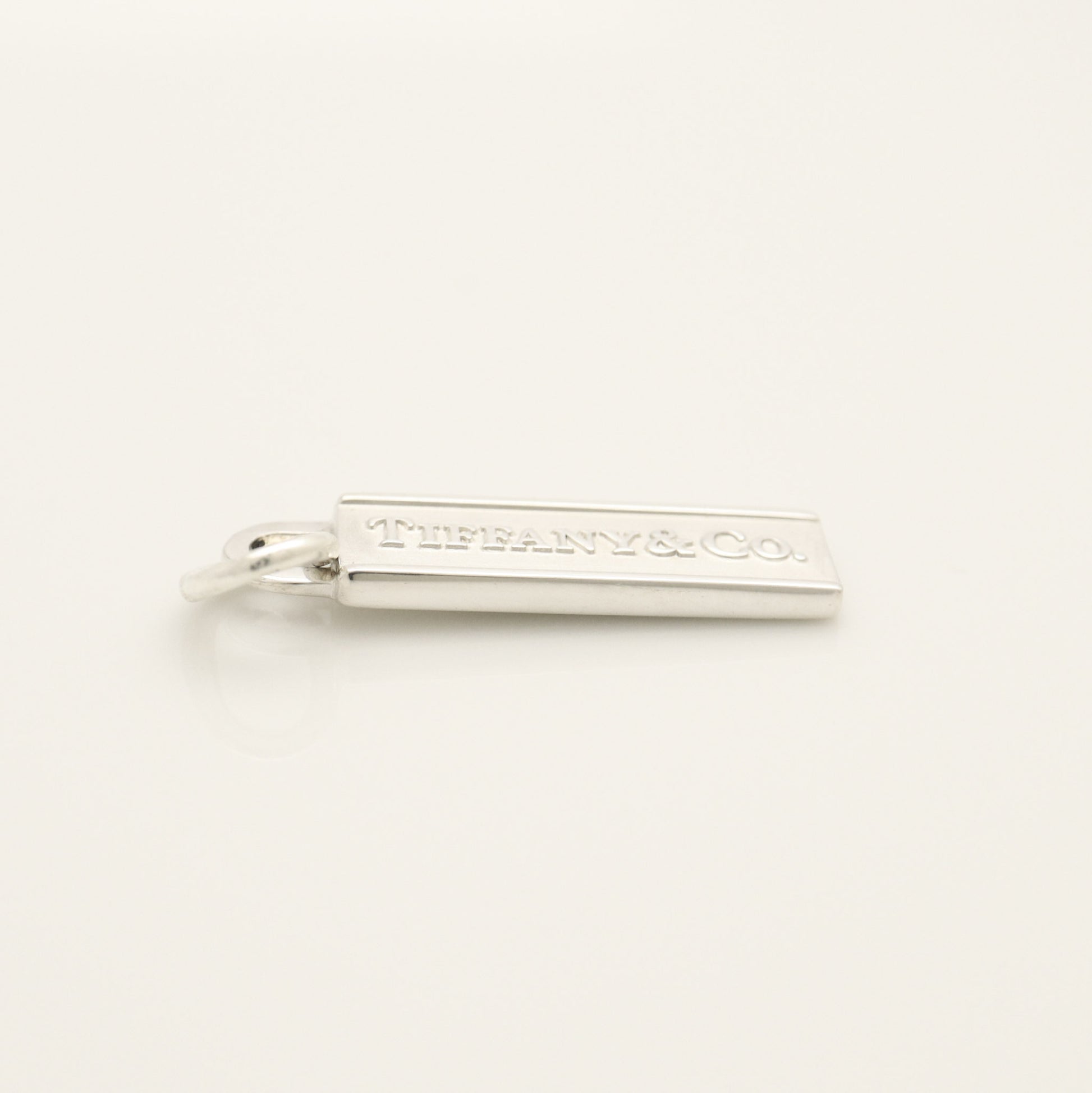 Tiffany & Co. Logo Bar Plate Necklace Pendant in Sterling Silver , Weight: 5.03g