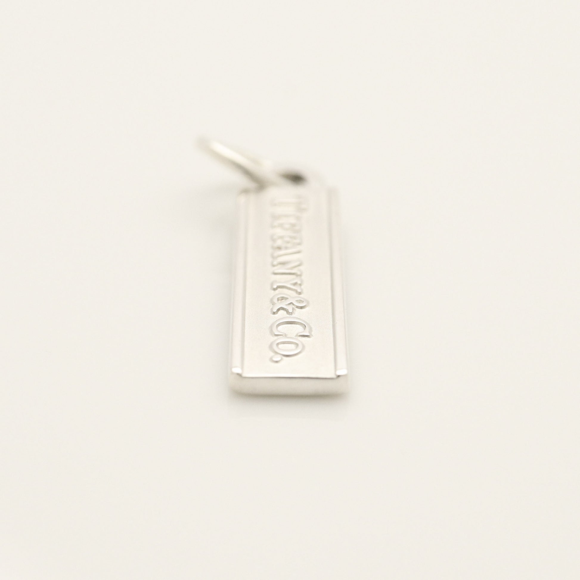 Tiffany & Co. Logo Bar Plate Necklace Pendant in Sterling Silver , Weight: 5.03g