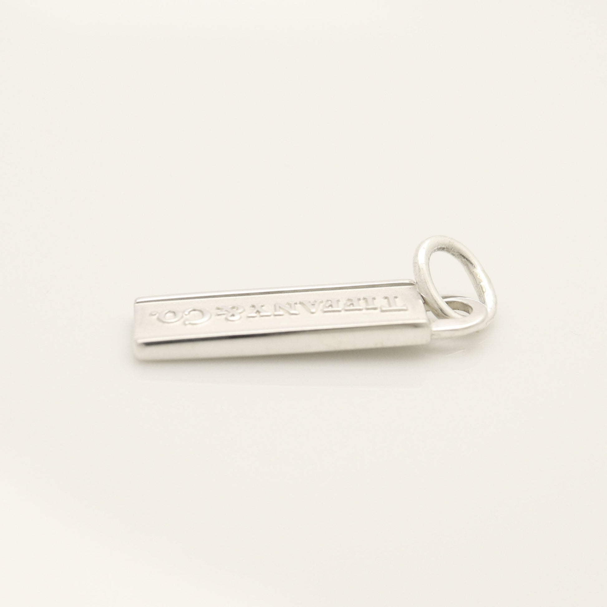 Tiffany & Co. Logo Bar Plate Necklace Pendant in Sterling Silver , Weight: 5.03g
