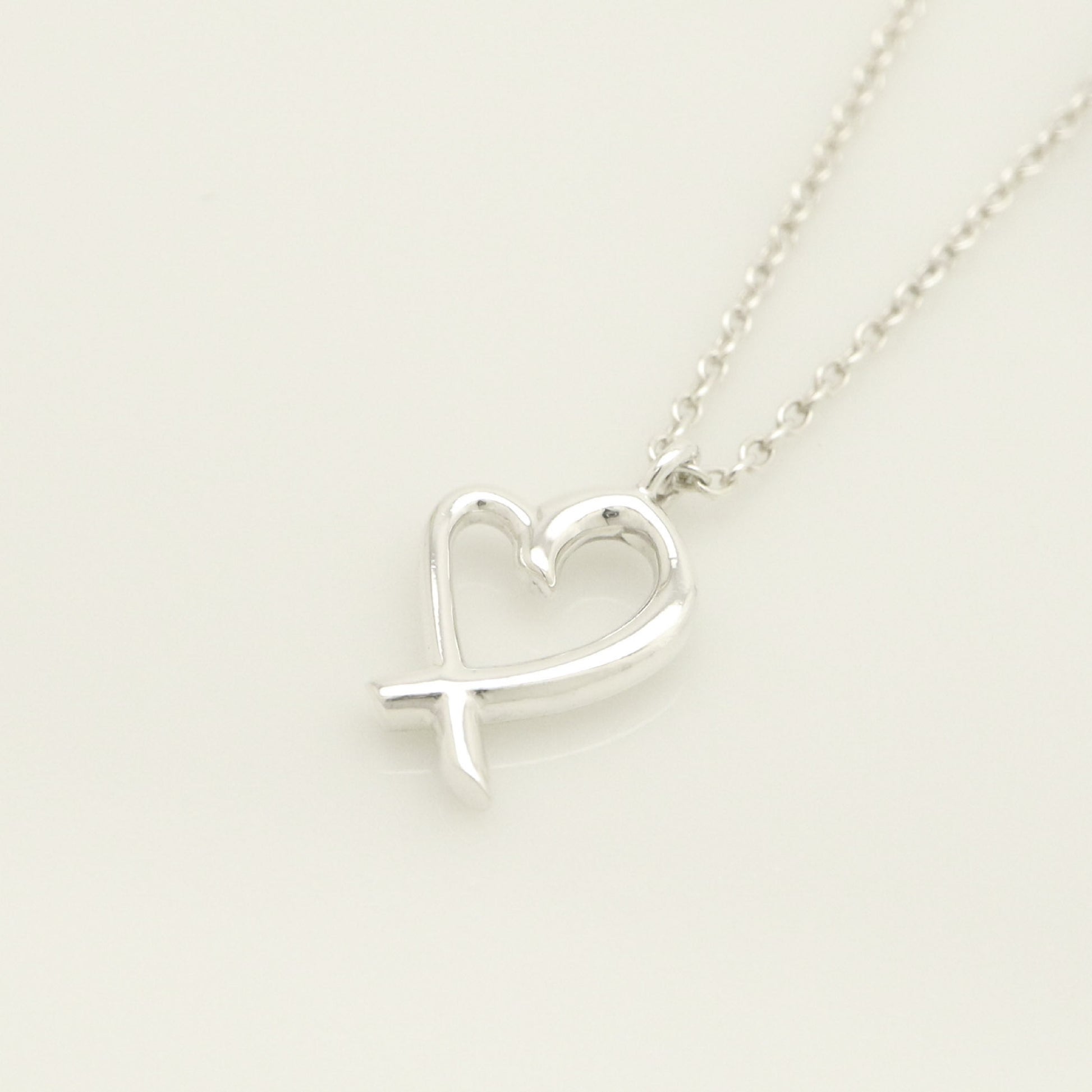 Tiffany & Co. Mini Loving Heart Necklace Pendant, 925 Sterling Silver, Weight 1.57g