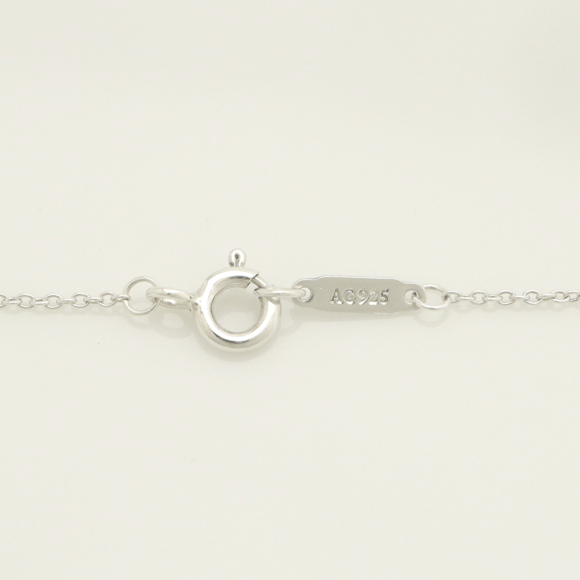 Tiffany & Co. Notes Letter Round Initial Y Disc Necklace in Sterling Silver - Weight: 3.01g
