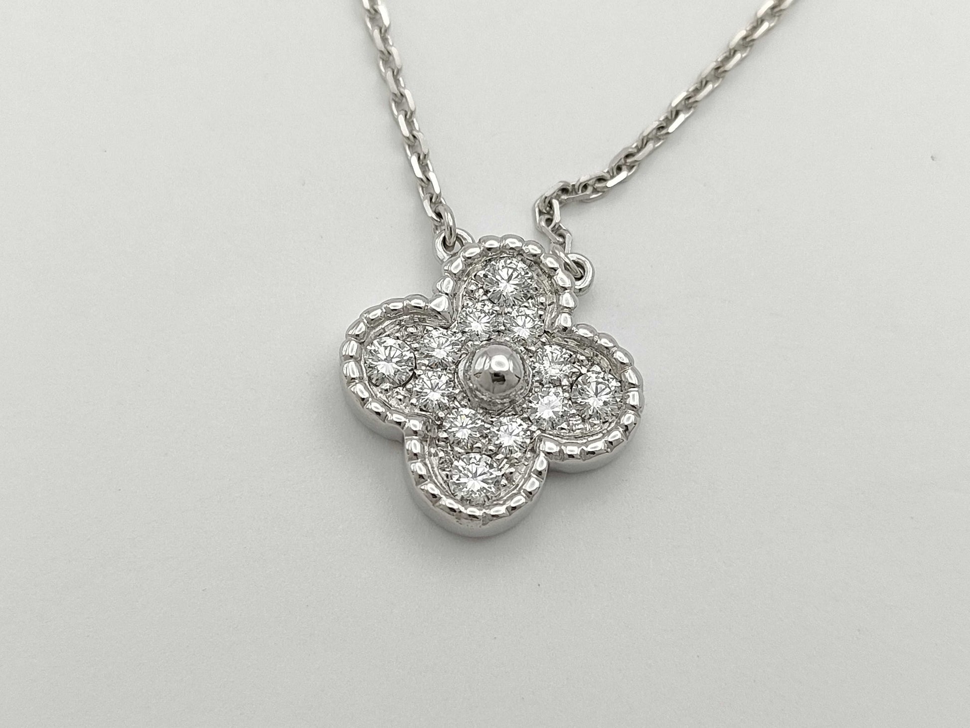 Van Cleef & Arpels Vintage Alhambra Diamond Necklace in 750 White Gold, 6.0g 
