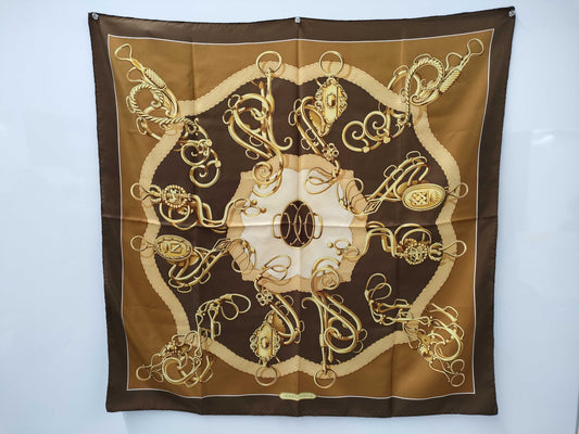 HERMES Carré 90 Lift Profile Scarf